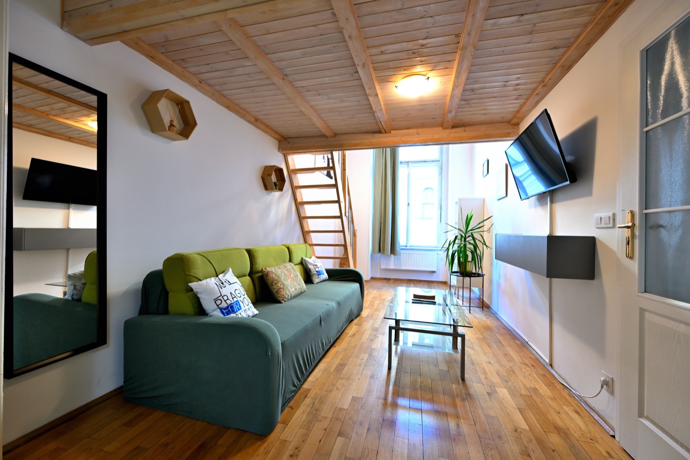 Apartmán H01 — Hybernská 26